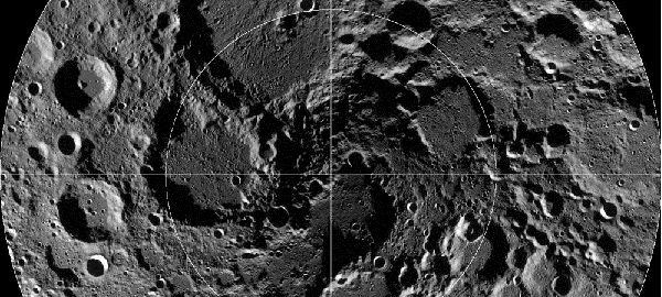 Krater på måneoverflaten – PIA13528: The Lunar North Pole. Photo: NASA/GSFC/Arizona State University