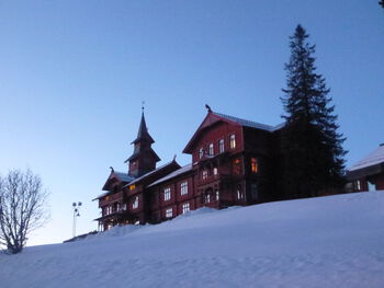 Sky ,Building ,Snow ,Plant ,Cloud.