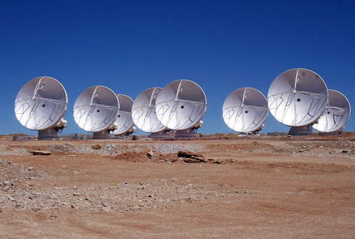 ALMA-antenner i ørkenen