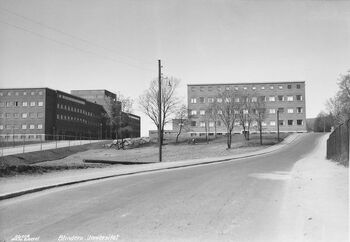 Dato: 1939 Eier: Oslo Museum, Byhistorisk samling Lisens:&amp;#160;Creative Commons 3.0 Lenke:&amp;#160;http://oslobilder.no/OMU/OB.X1135?query=blindern&amp;#38;count=470&amp;#38;search_context=1&amp;#38;pos=4