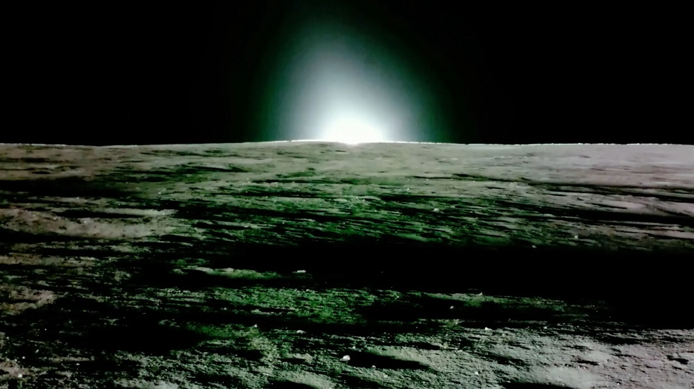 Blue Ghost's last image from the Moon shows the sun's glow in the atmosphere after the sun has set. Photo: Firefly Aerospace