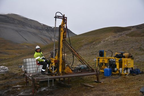 Two 100 m-long cores crossing the Permian-Triassic boundary were recovered from Deltadalen, Svalbard. (Photo: Sverre Planke).