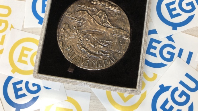 Medalje: Credit: The European Geosciences Union (EGU). 
