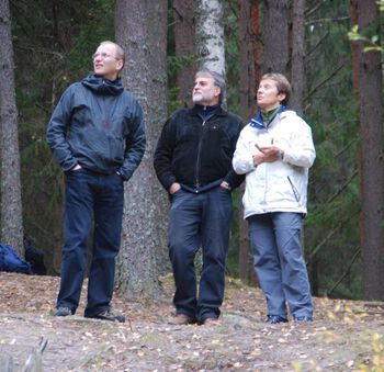 Tree ,People in nature ,Natural landscape ,Gesture ,Wood.