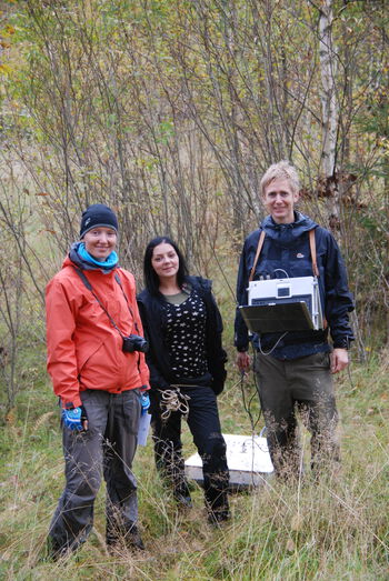 Smile ,Plant ,Plant community ,People in nature ,Natural landscape.