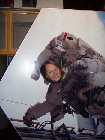 Military person ,Personal protective equipment ,Engineering ,Automotive design ,Helmet.