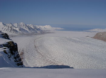Sky ,Snow ,Mountain ,Slope ,Ice cap.