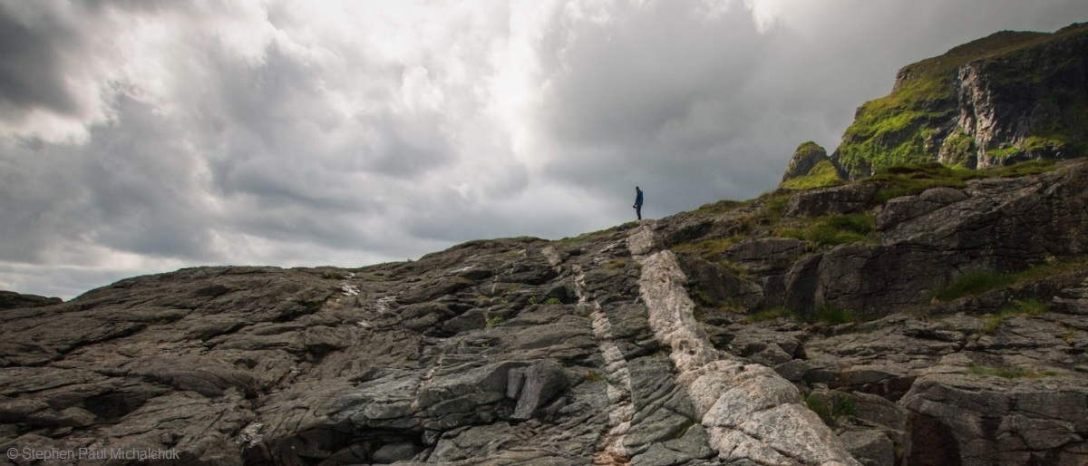 Geologisk bilde fra Lofoten. Foto av Stephen Paul Michalcuk, NJORD, UiO