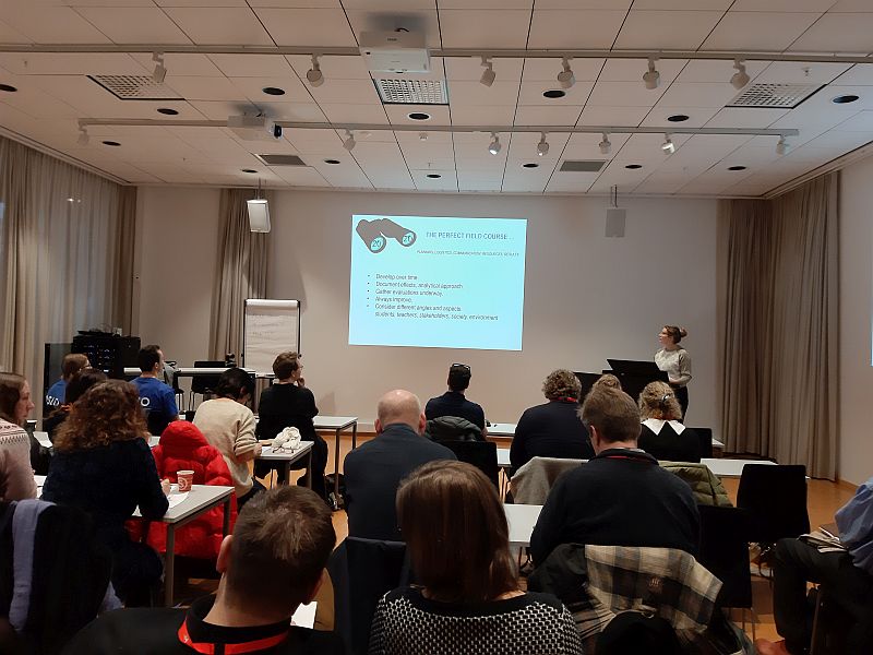 Anja Sundal, forsker ved Institutt for geofag, men sitt innlegg. How to plan the perfect field course … – for students, the environment and society, under programmets seksjon for geoutdanning. Foto: Gunn Kristin Tjoflot/UiO