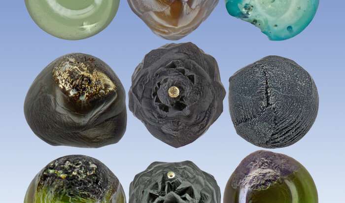 Microscopic image of a selection of micrometeorites collected from, among other places, rooftops in Oslo. Photo: Jon Larsen and Jan Braly Kihle.