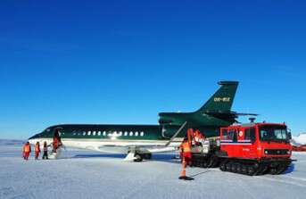 Bildet kan inneholde: fly, fly med fast ving, luftfart, flyreiser, luftfartsteknikk