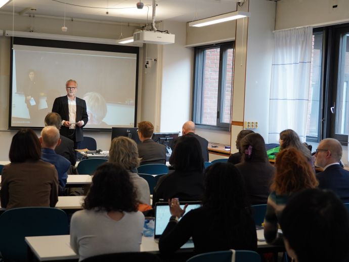 Japan-Norway Research Alliance Seminar - Hylleraas Centre for Quantum ...
