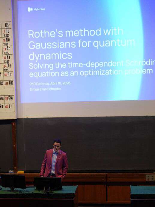 PhD-candidate Simon Elias Schrader defended his PhD at UiO, Norway.