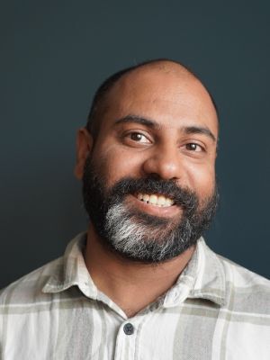 Gautam Jha er en forsker på Hylleraas senteret i Oslo. 