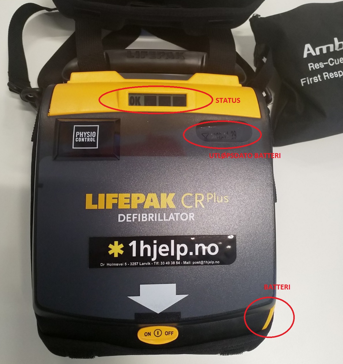 Bildet kan inneholde: hvit, lys, produkt, gul, bilhjulsystem.