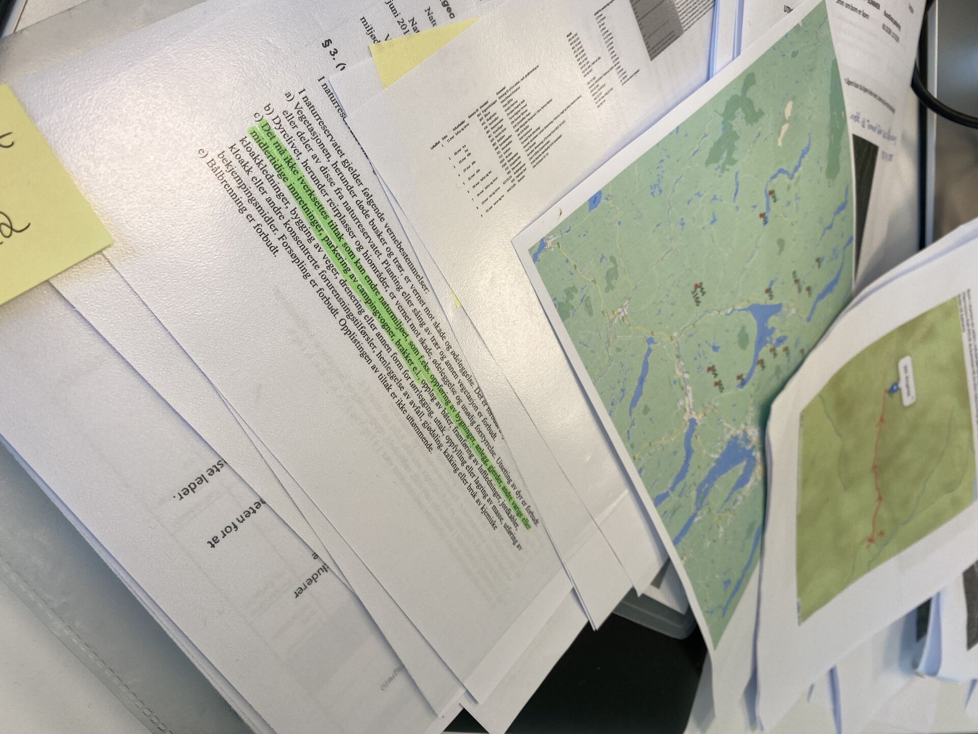 Bildet kan inneholde: produkt, post-it lapp, gjøre, linje, kart.