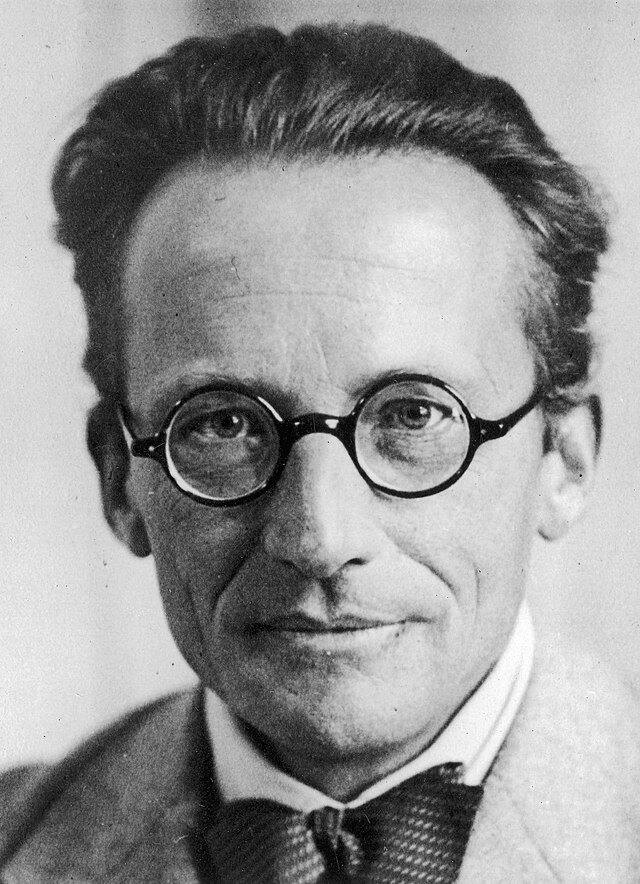 Erwin Schrödinger. Wikimedia Commons.