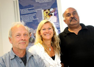 Bildet kan inneholde: smil, virveldyr, pattedyr, erme, halsbånd.