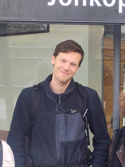 Bildet av smilende ph.d. kandidat Oskar Vågerö