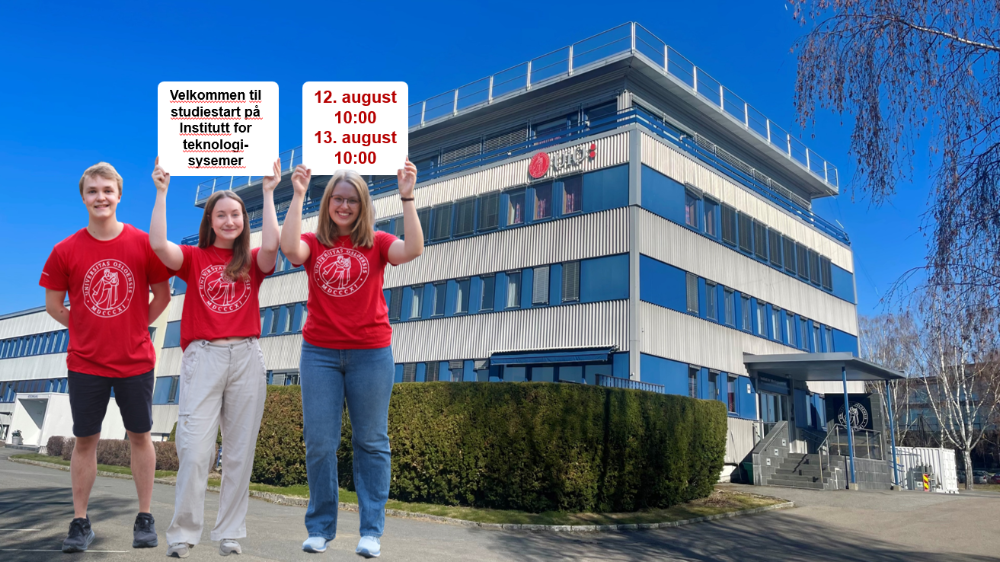 Bilde av studenter som holder infoplakat med tidspunkter utenfor ITS sitt bygg på Kjeller