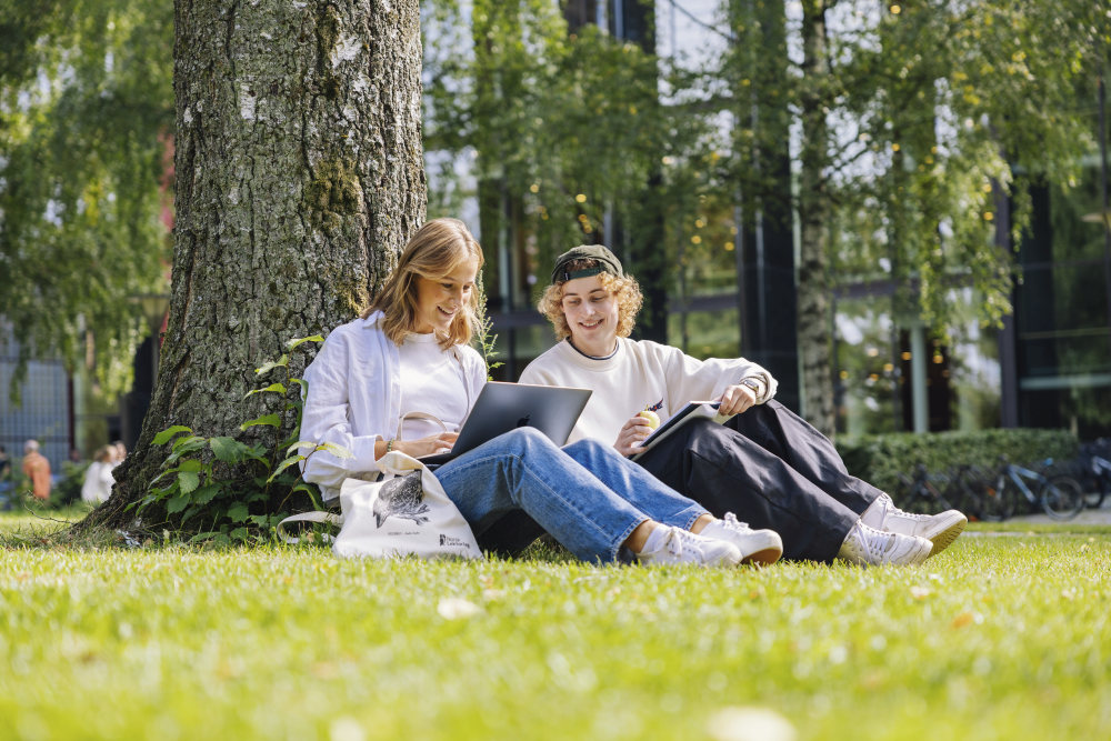 Faddere på fysikkbakken gleder seg til studiestart