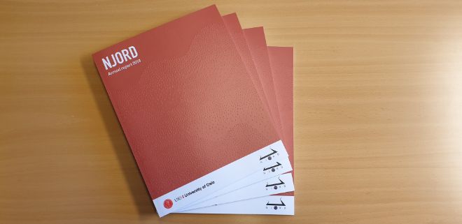 Picture of a stack of the Njord annual report issue 2018.