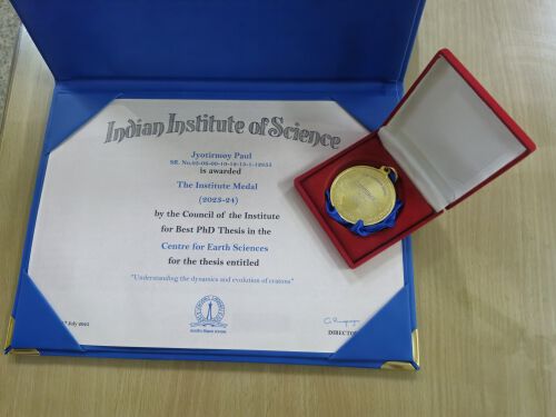 The diploma and the Institute Medal for best PhD Thesis. Photo: Jyotirmoy Paul