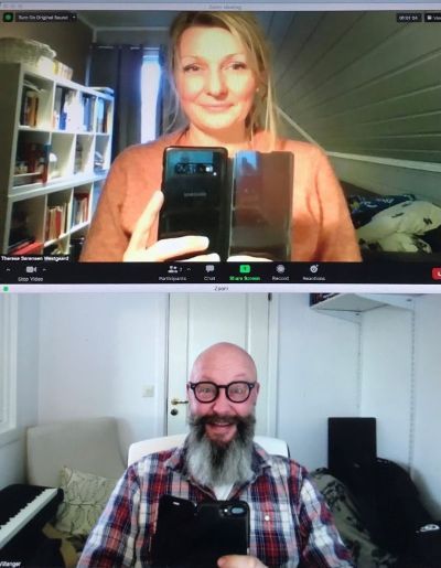 Linda og Ilan på sine hjemmekontor