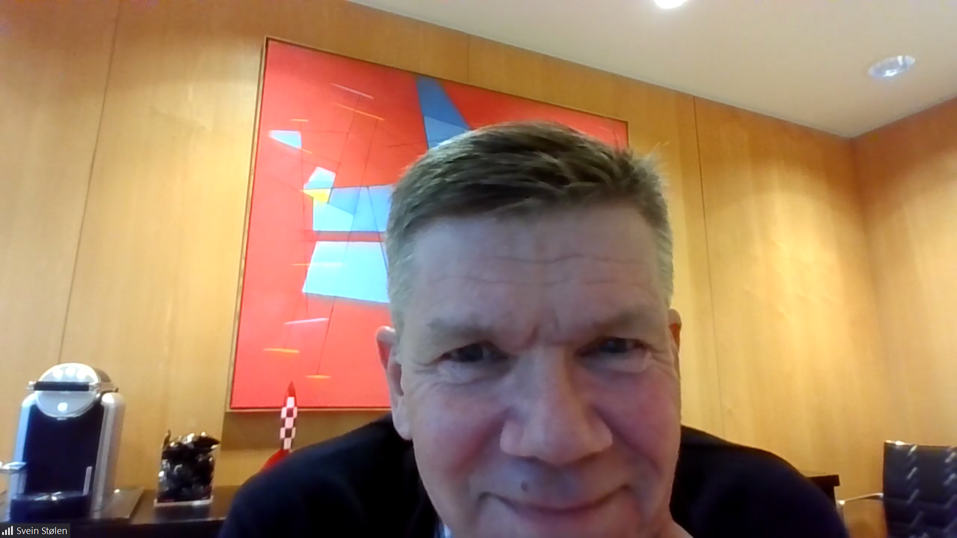 Rektor ved UiO Svein stølen på Zoom fra sitt kontor